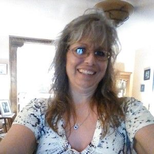 Meet your Posher, Deanna